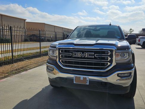 Used 2016 GMC Sierra 1500 SLE w/ SLE Value Package image 16