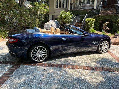 Used 2016 Maserati GranTurismo Convertible RWD image 5
