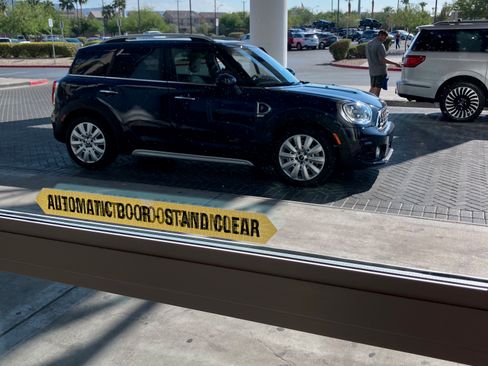 Used 2019 MINI Cooper Countryman S w/ Convenience Package AWD/4WD image 8