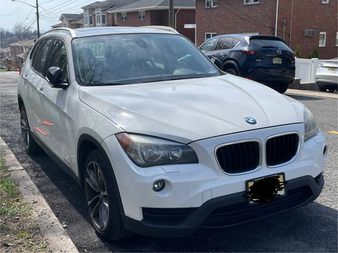 Used 2013 BMW X1 xDrive28i image 4