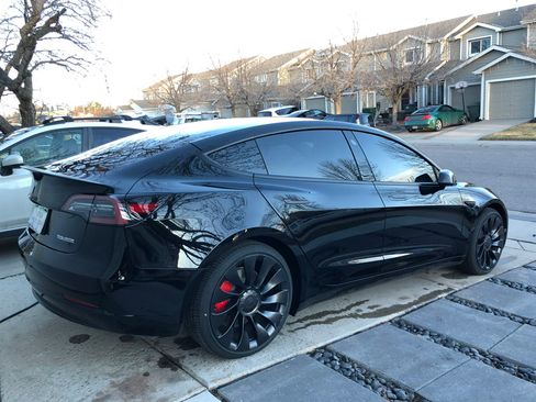 Used 2023 Tesla Model 3 Performance image 4