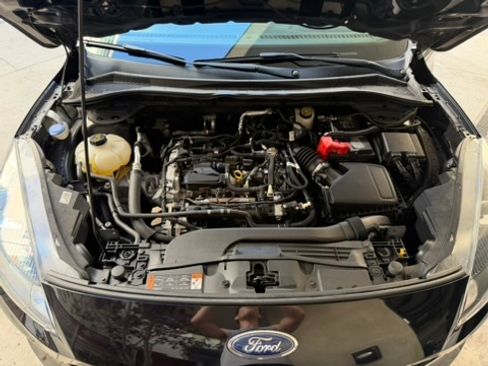 Used 2021 Ford Escape SE w/ SE Sport Appearance Package FWD image 15