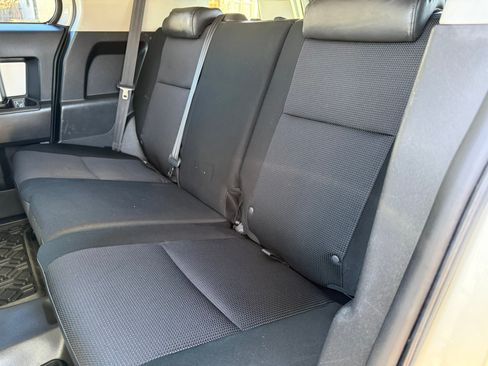 Used 2008 Toyota FJ Cruiser 4WD image 10