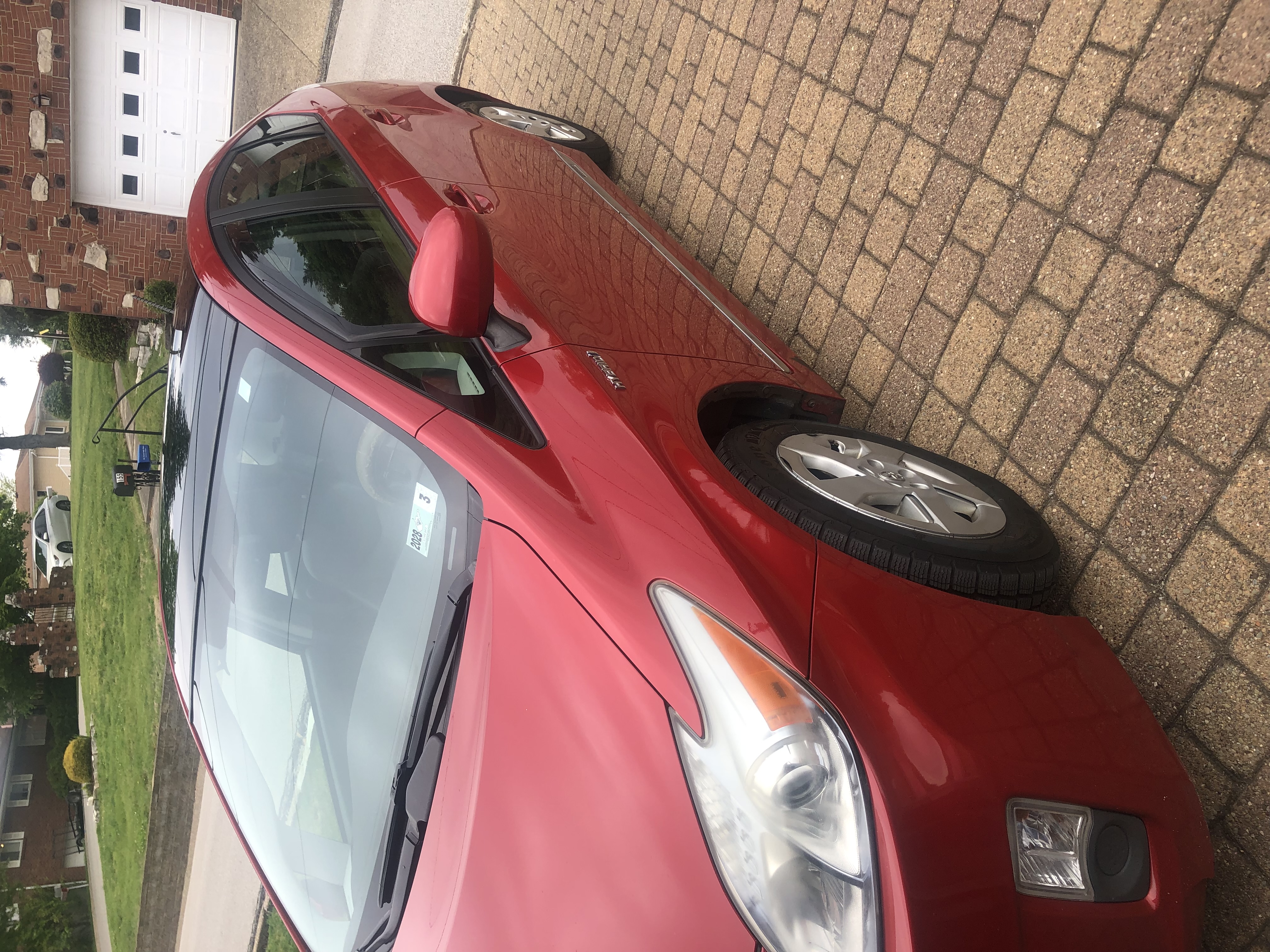 Used 2011 Toyota Prius Four w/ Solar Roof Pkg FWD image 4