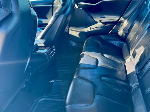 Used 2014 Tesla Model S image 6