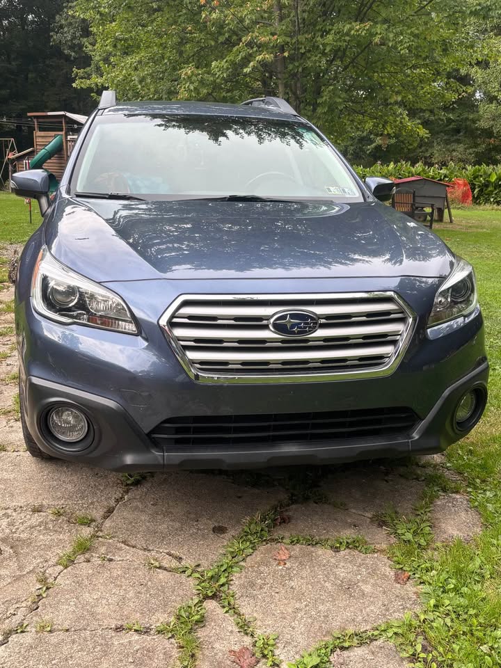 Used 2017 Subaru Outback 2.5i Premium AWD/4WD image 8