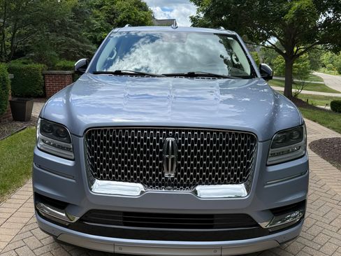 Used 2021 Lincoln Navigator Black Label AWD/4WD image 2