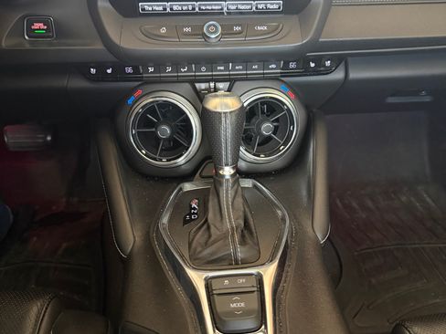 Used 2018 Chevrolet Camaro LT image 8