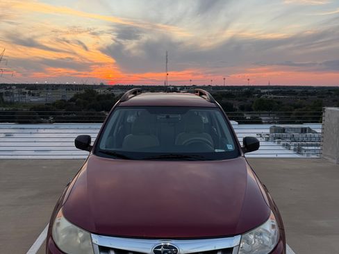 Used 2011 Subaru Forester 2.5X w/ Popular Equipment Group 1A image 1