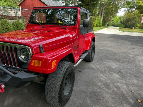 Used 2005 Jeep Wrangler X w/ Rocky Mountain Edition Group image 6