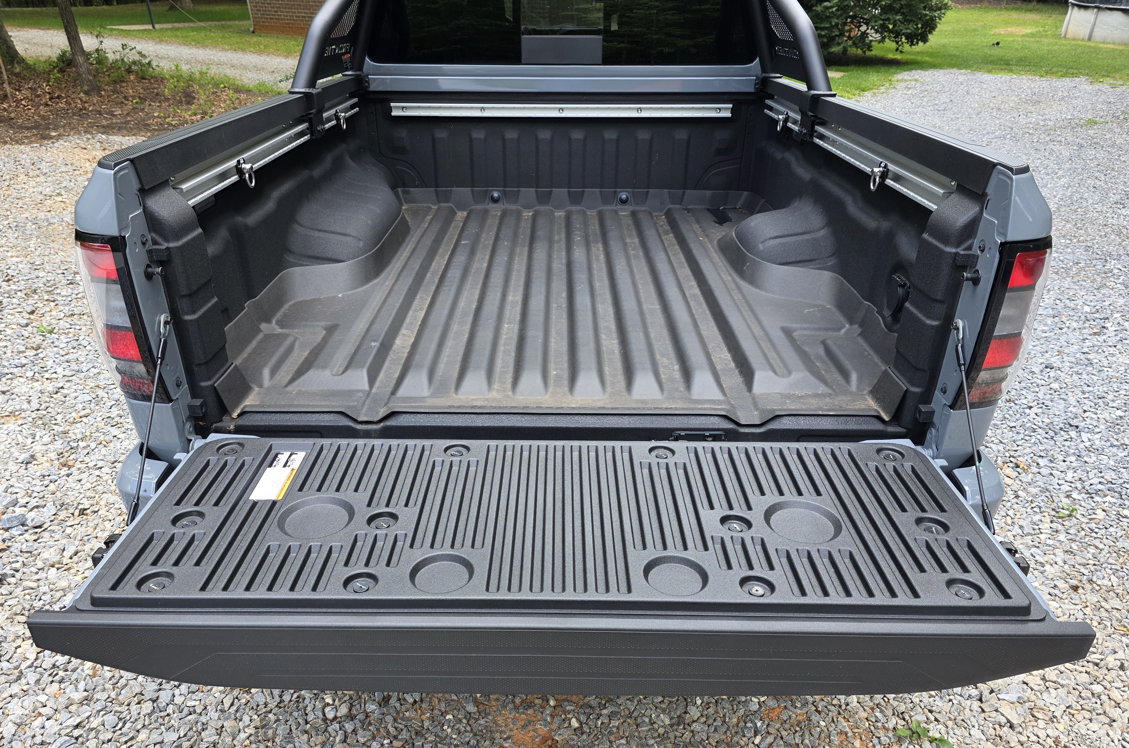 Used 2025 Nissan Frontier PRO-4X w/ Pro Premium Package AWD/4WD image 15
