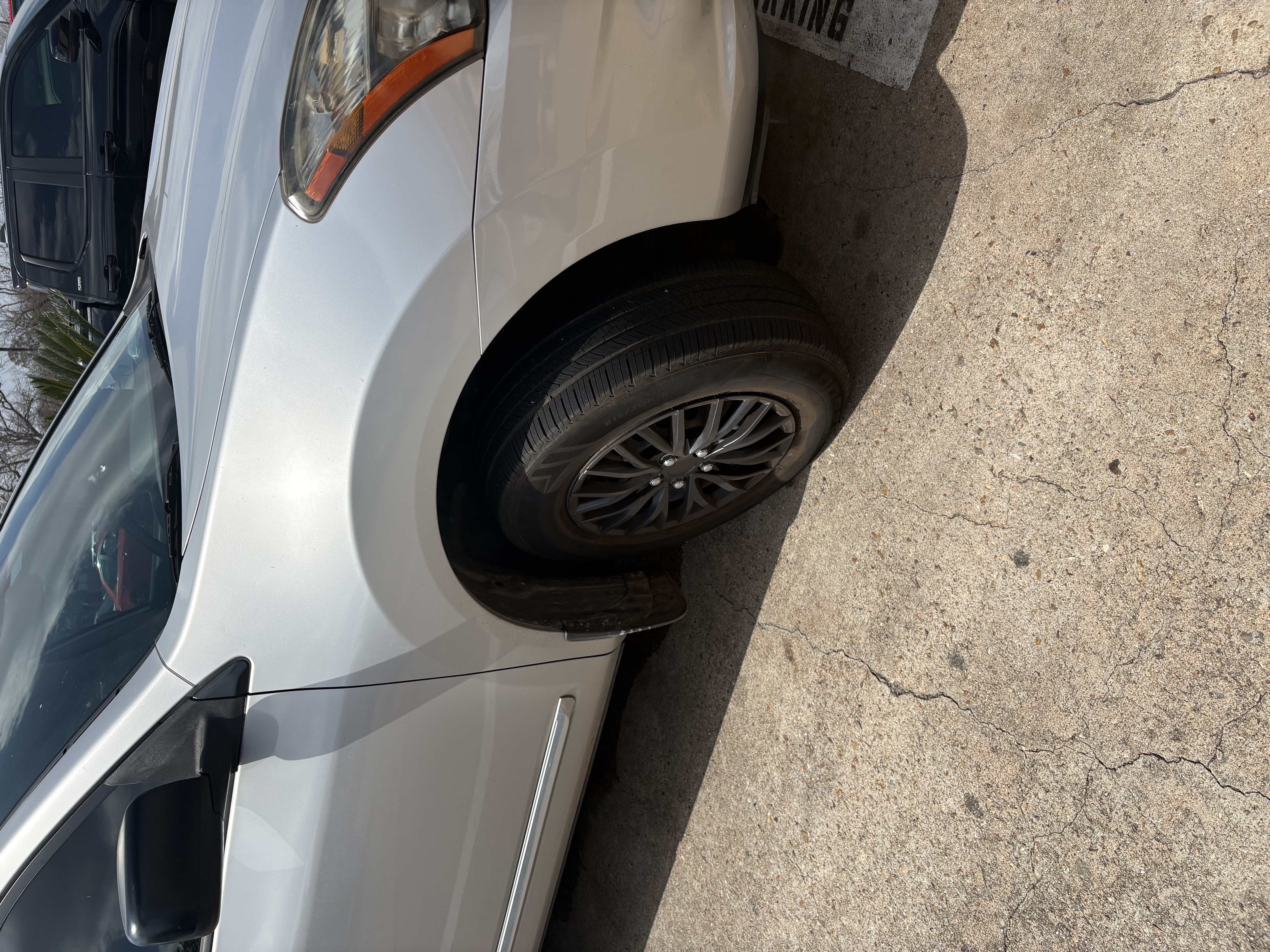 Used 2015 Nissan Rogue S AWD/4WD image 15