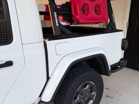Used 2020 Jeep Gladiator Rubicon AWD/4WD image 8