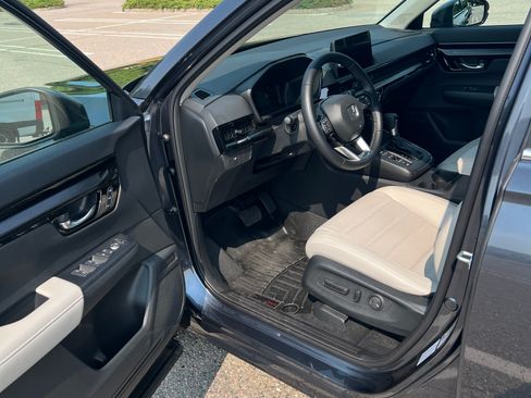 Used 2026 Honda CR-V EX-L image 6