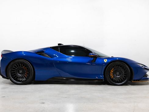 Used 2023 Ferrari SF90 Stradale image 6