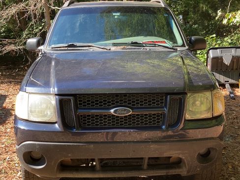 Used 2001 Ford Explorer Sport Trac 4x4 image 6