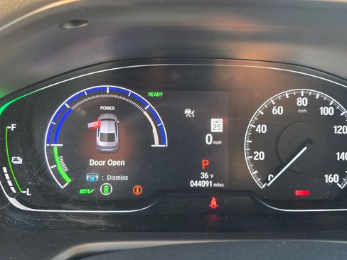 Used 2021 Honda Accord Touring image 9