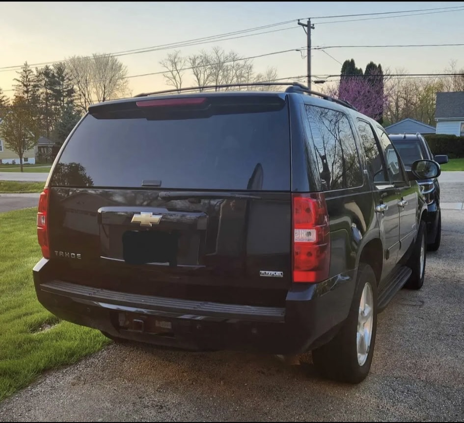 Used 2007 Chevrolet Tahoe LTZ w/ LTZ Preferred Equipment Group AWD/4WD image 5