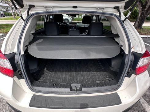 Used 2017 Subaru Crosstrek 2.0i Premium AWD/4WD image 6