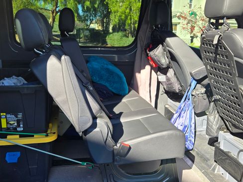 Used 2024 Mercedes-Benz Sprinter 2500 image 2