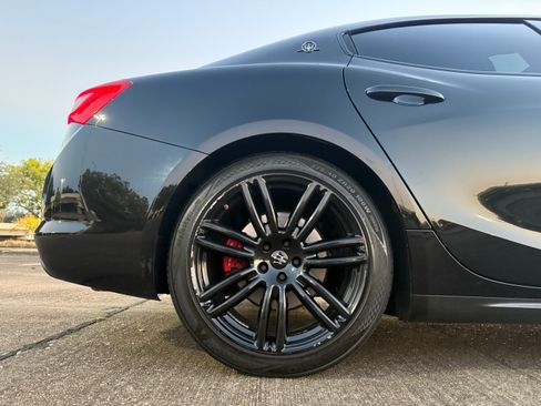 Used 2018 Maserati Ghibli image 8