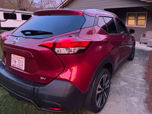 Used 2019 Nissan Kicks SV w/ Exterior Electronics Package image 5