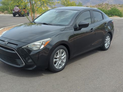 Used 2016 Scion iA image 2