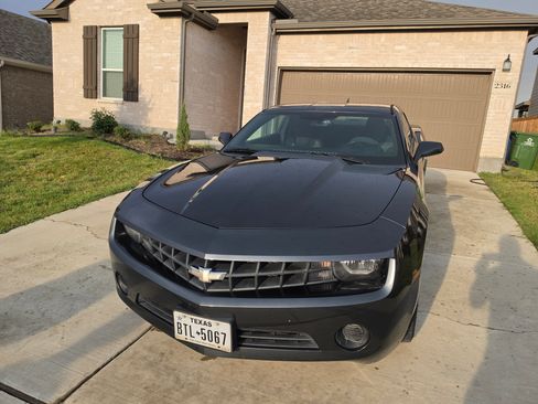 Used 2013 Chevrolet Camaro LS RWD image 1