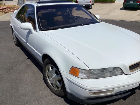 Used 1993 Acura Legend L image 2