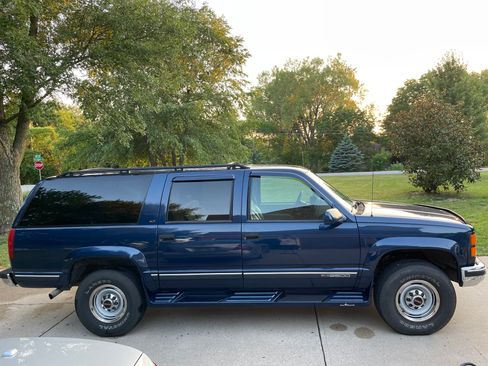 Used 1996 GMC Suburban 2500 AWD/4WD image 21