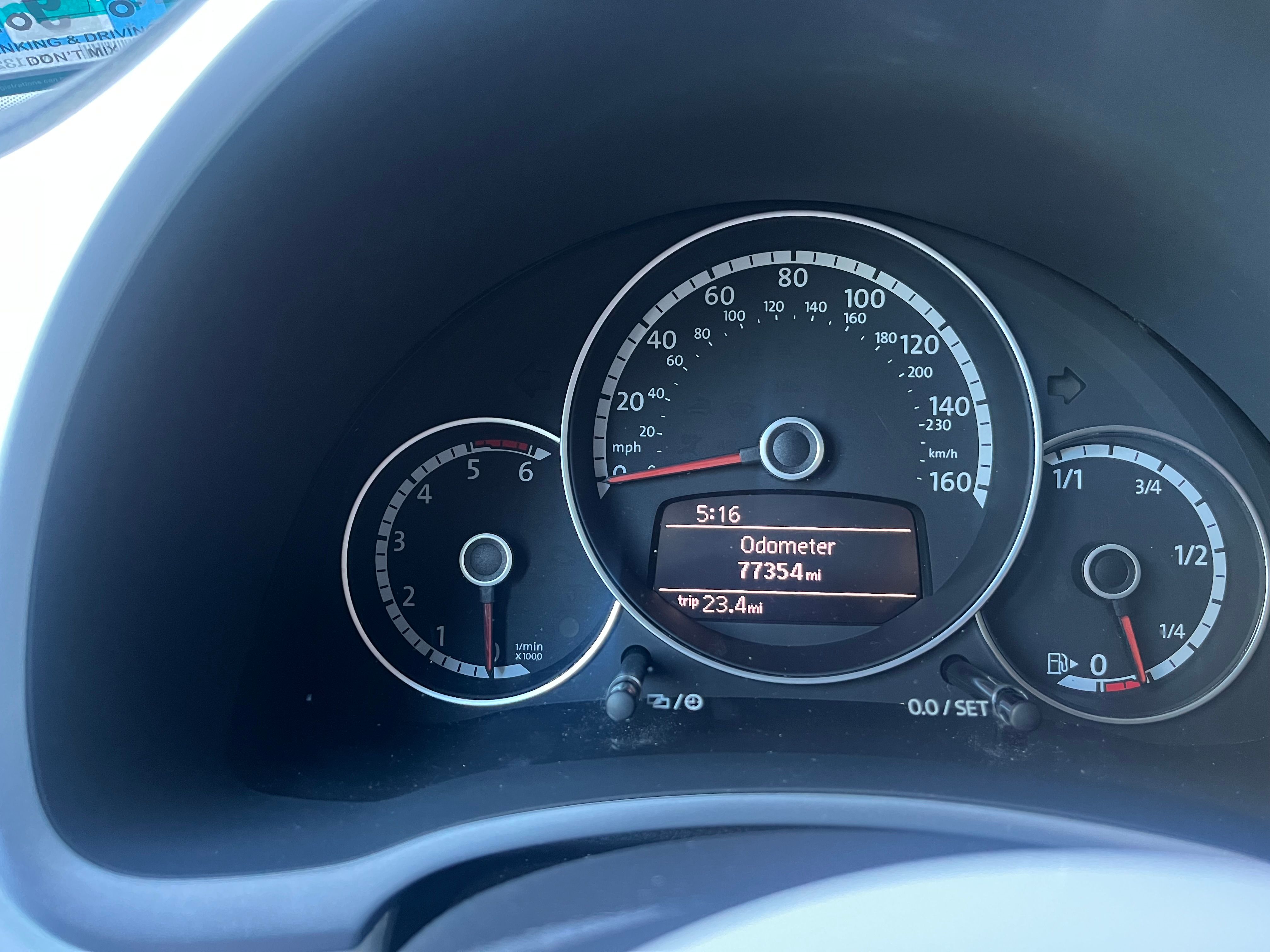 Used 2013 Volkswagen Beetle TDI FWD image 5