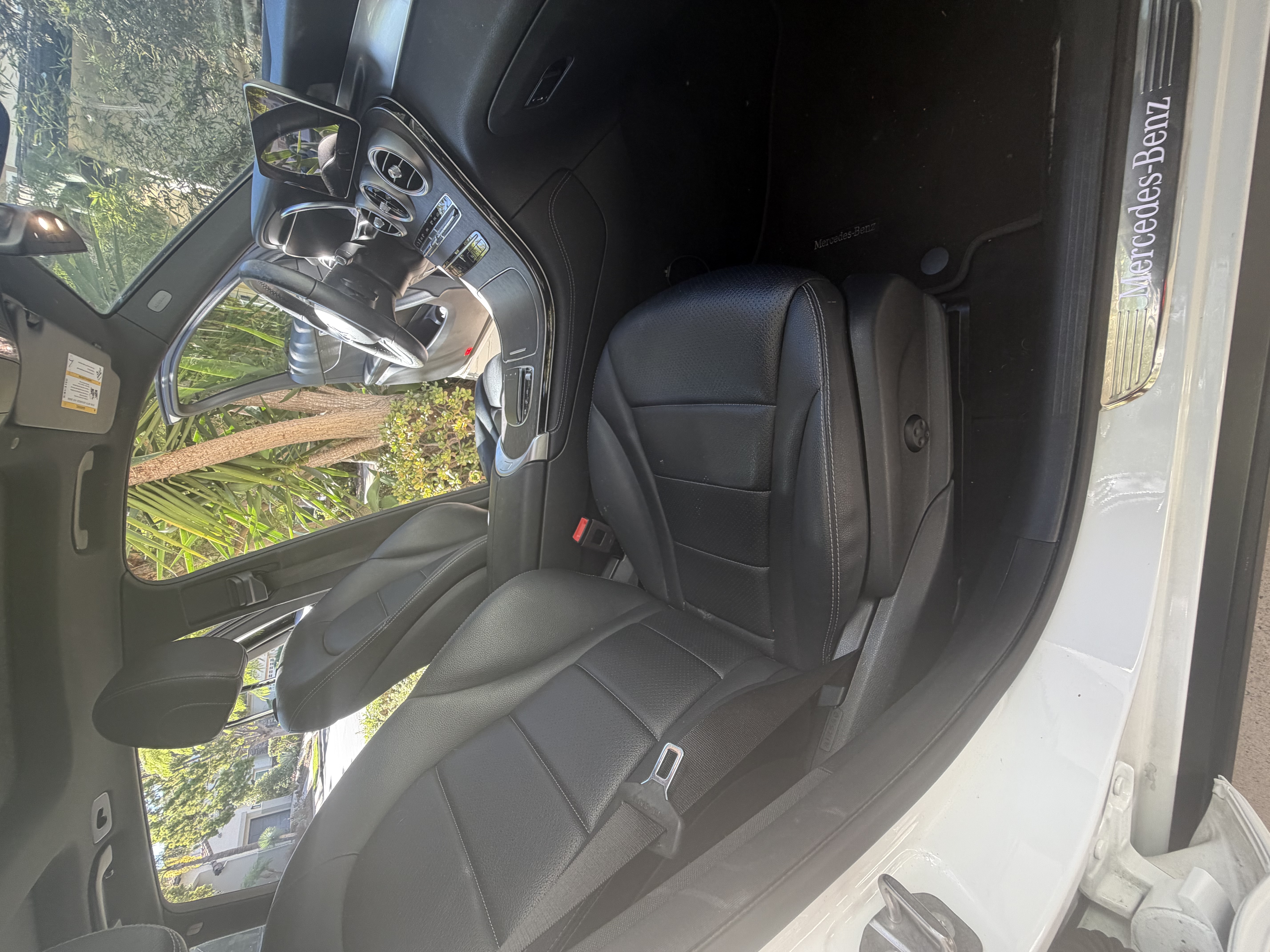Used 2020 Mercedes-Benz GLC 300 image 7