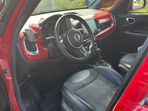 Used 2019 FIAT 500L Pop FWD image 13