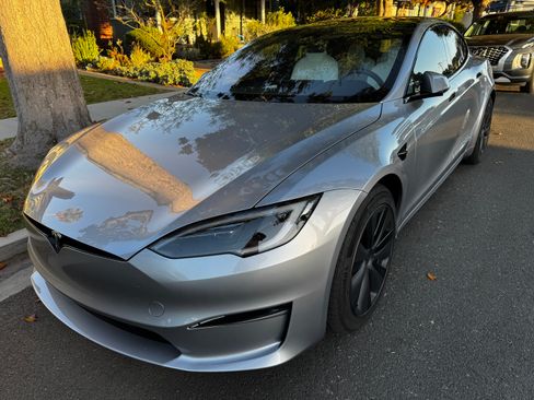 Used 2025 Tesla Model S AWD/4WD image 16