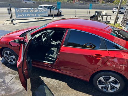 Used 2019 Honda Civic LX image 13