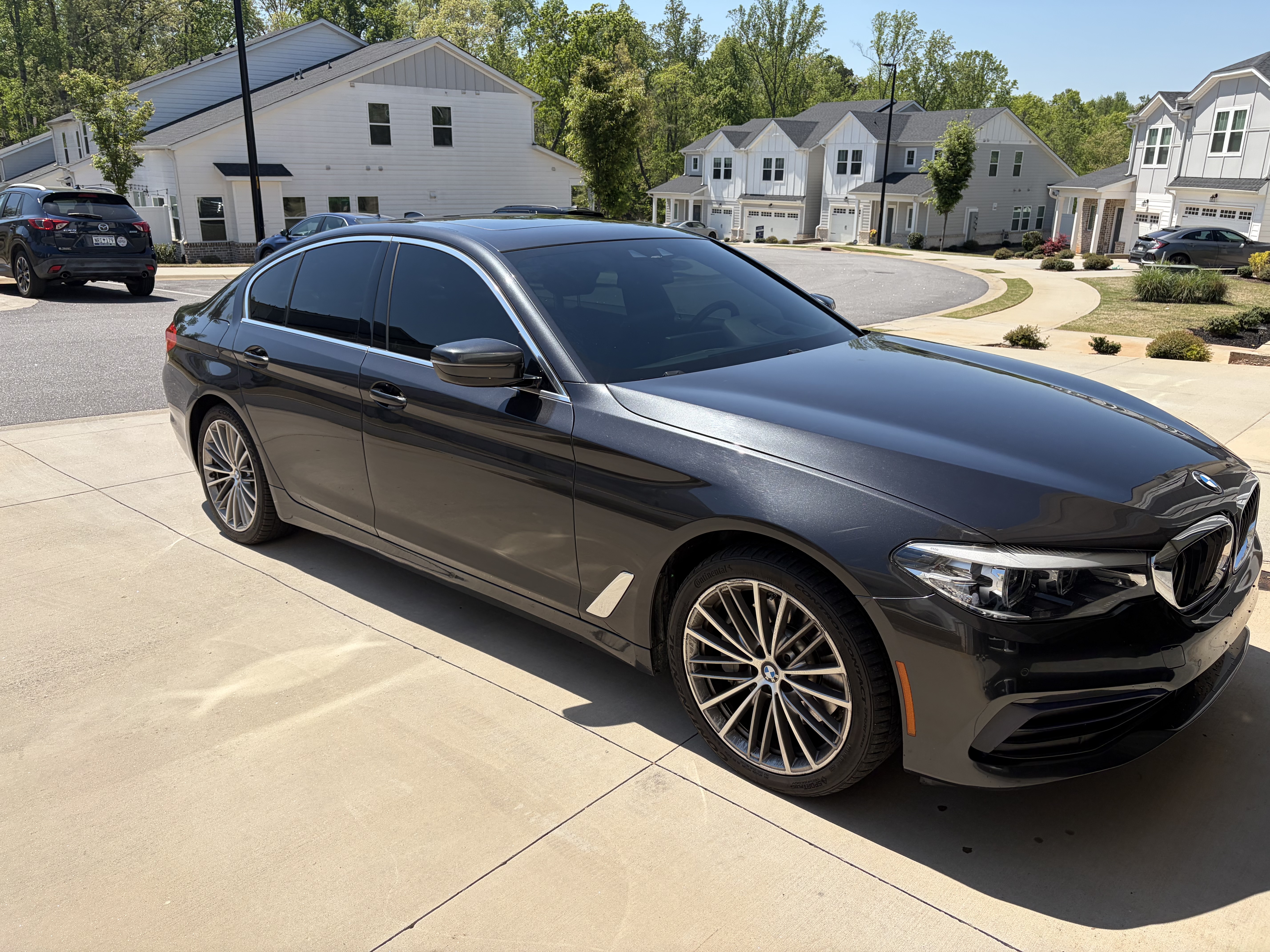 Used 2019 BMW 530i xDrive w/ Convenience Package AWD/4WD image 2