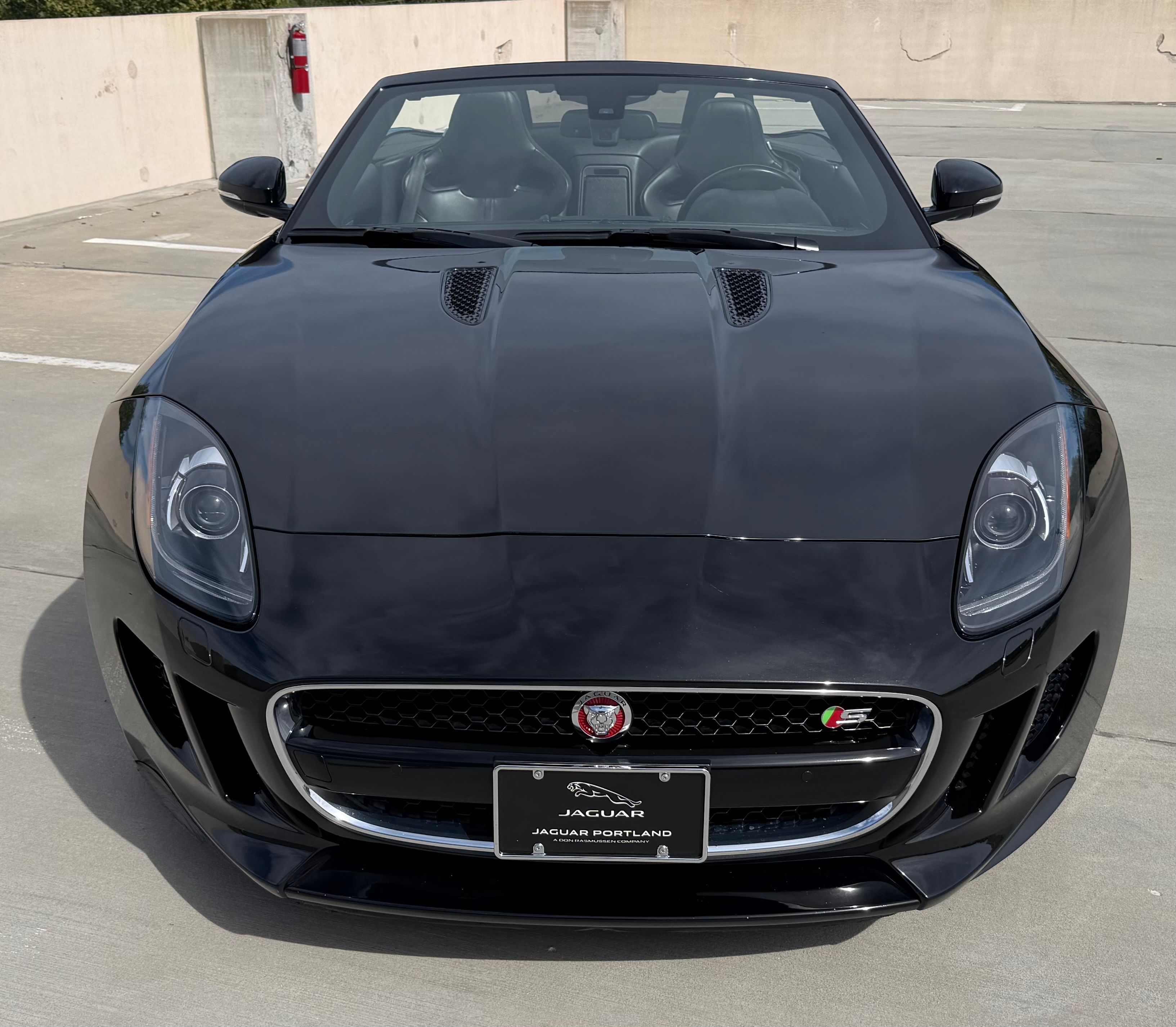 Used 2015 Jaguar F-TYPE S RWD image 10
