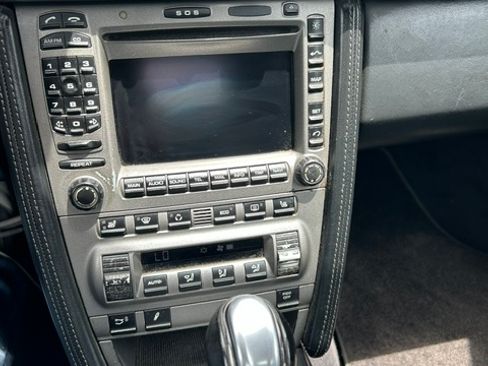 Used 2006 Porsche 911 Carrera S RWD image 8