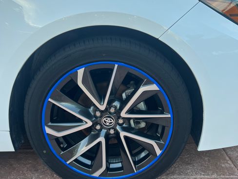 Used 2022 Toyota Corolla SE FWD image 6