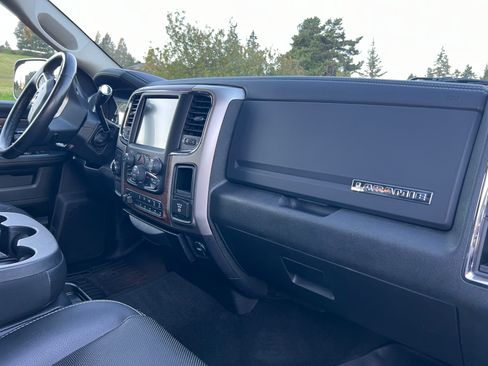 Used 2017 RAM 2500 Laramie image 12