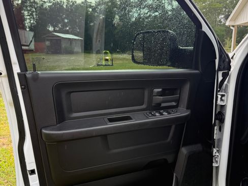 Used 2020 RAM 2500 Tradesman AWD/4WD image 5