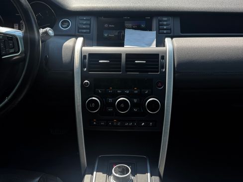 Used 2016 Land Rover Discovery Sport HSE AWD/4WD image 11
