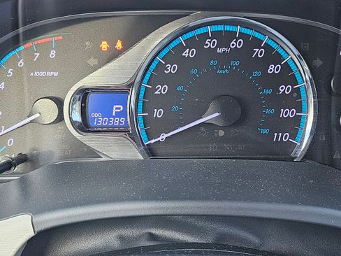 Used 2012 Toyota Sienna XLE image 9