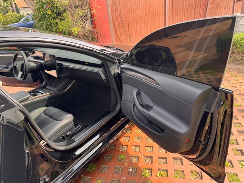 Used 2023 Tesla Model S Standard Range image 15