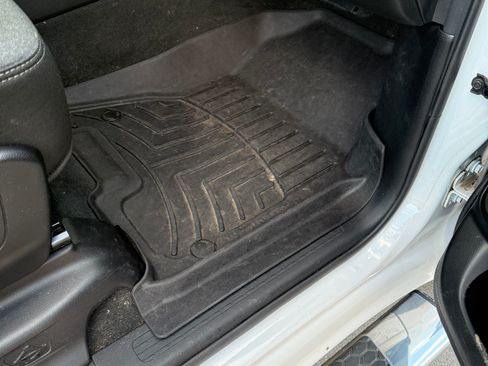 Used 2021 RAM 1500 Big Horn image 31