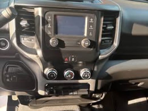 Used 2024 RAM 3500 Tradesman w/ Chrome Appearance Group image 11