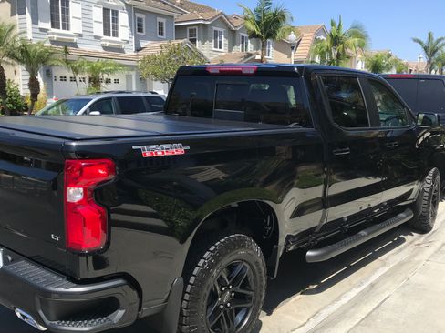 Used 2020 Chevrolet Silverado 1500 LT Trail Boss image 4