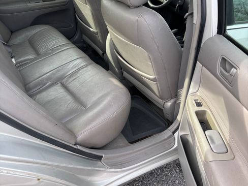 Used 2003 Toyota Camry LE image 11