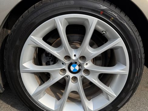Used 2012 BMW 328i xDrive Wagon image 14