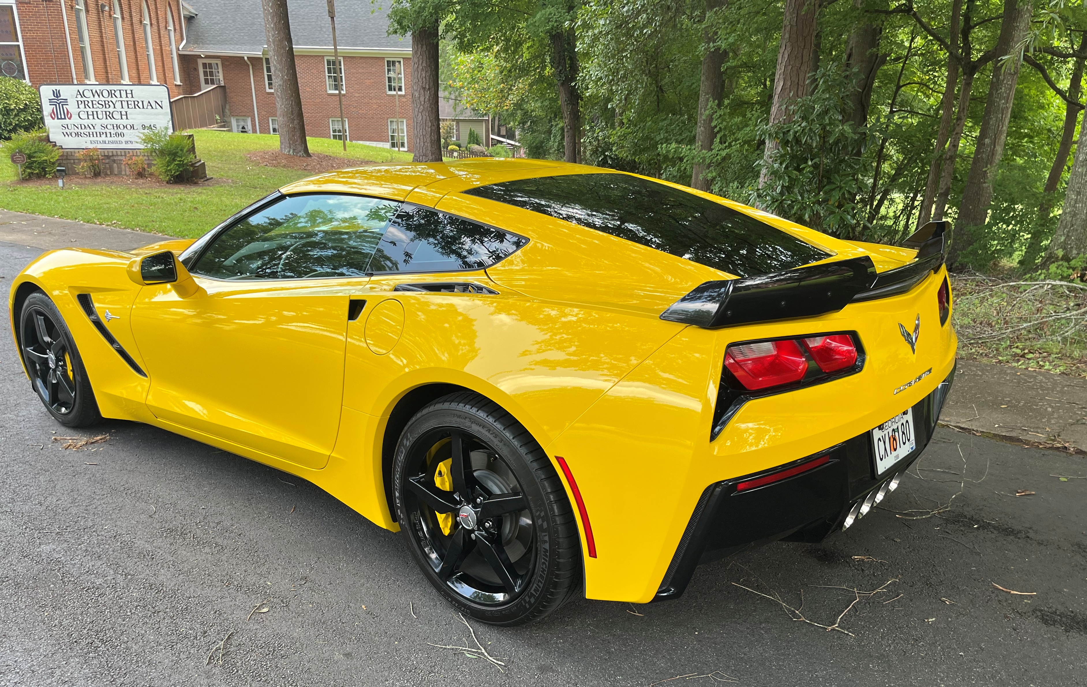 Used 2014 Chevrolet Corvette Stingray Coupe w/ 2LT Preferred Equipment Group RWD image 4
